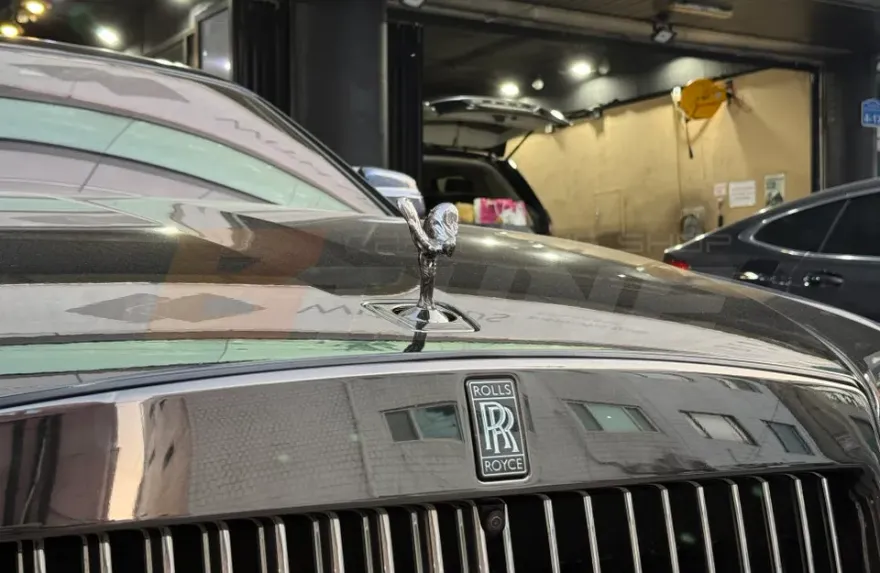 Rolls-Royce Ghostのカーラッピング事例｜費用目安・仕上がり 施工写真 2-2