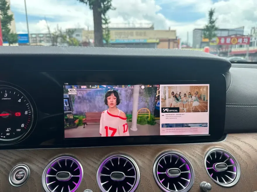 Mercedes-Benz E300のAndroid Auto・CarPlay取付事例 施工写真 6