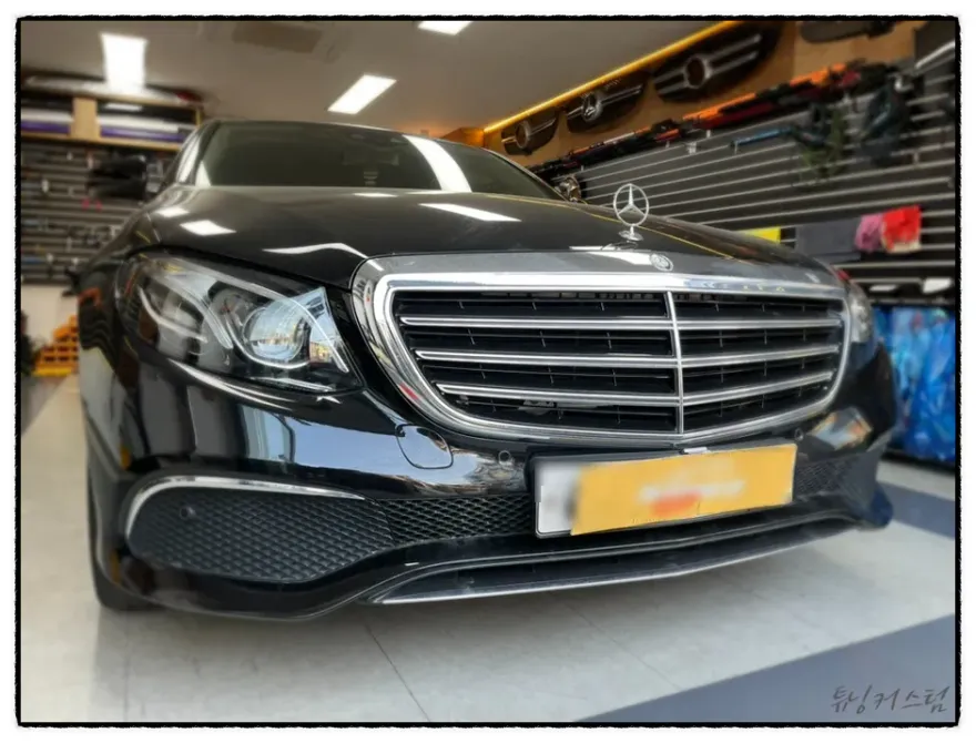 Mercedes-Benz E-Classのカーオーディオ施工事例 施工写真 3-1