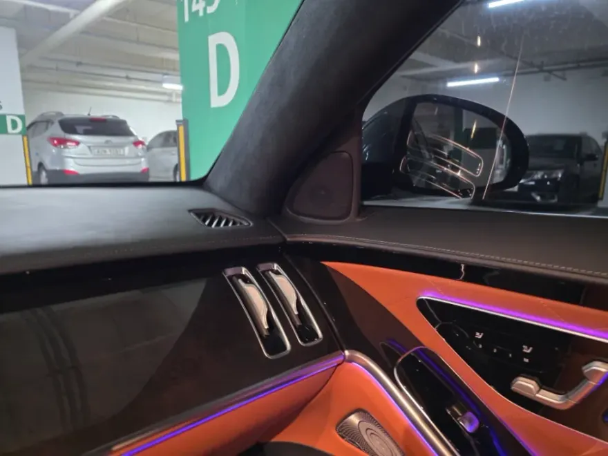 Mercedes-Benz S-Class W223 ambient lighting - Mercedes-Benz S-Class W223 Ambient Lighting Review photo 4