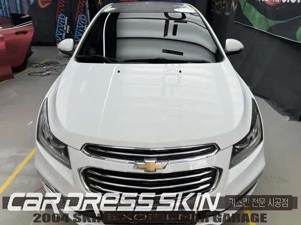Chevrolet Cruzeのカーラッピング事例｜費用目安・仕上がり 施工写真 1-1