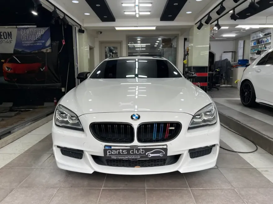BMW 6 Seriesのカーラッピング事例|費用目安・仕上がり 施工写真 1-1