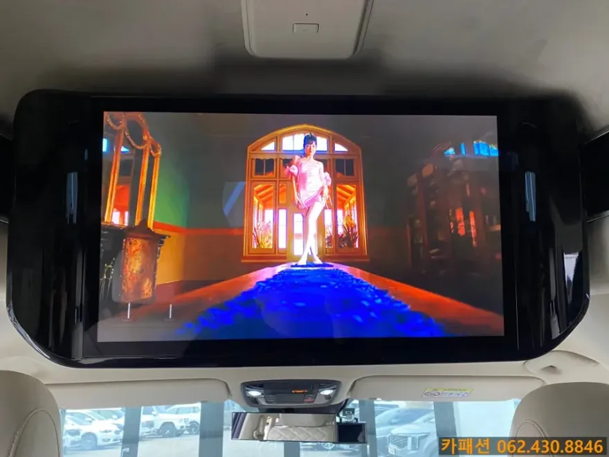 Kia Carnival 4th GenのAndroid Auto・CarPlay取付事例 施工写真 4-1