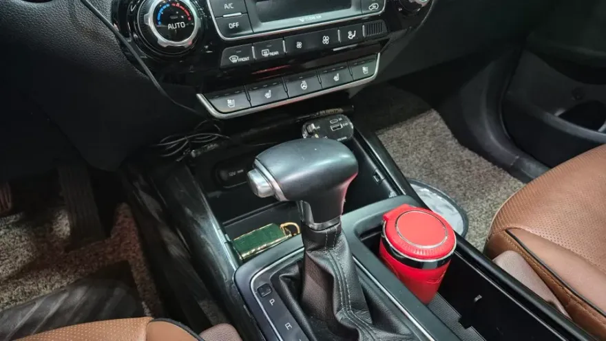 Kia Sorento UM ambient lighting - Kia Sorento UM Ambient Lighting Review — Cost & Results photo 2