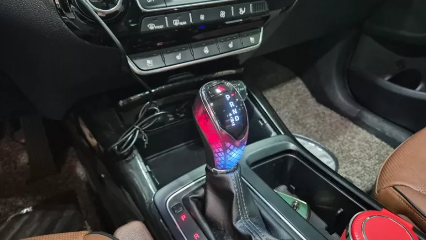 Kia Sorento UM ambient lighting - Kia Sorento UM Ambient Lighting Review — Cost & Results photo 3
