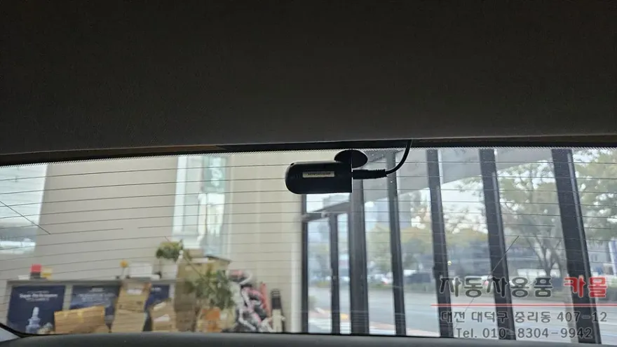 Hyundai Grandeur IGのドラレコ取付事例|費用目安・仕上がり 施工写真 1-3