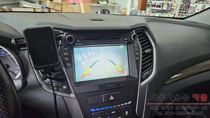 Hyundai Santa Fe DM oem options - Hyundai Santa Fe DM OEM Options Retrofit Review photo 4
