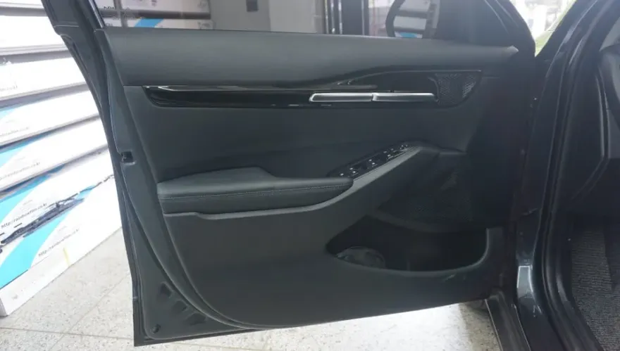 Kia Seltos seat ventilation - Kia Seltos Seat Climate Upgrade Review photo 4