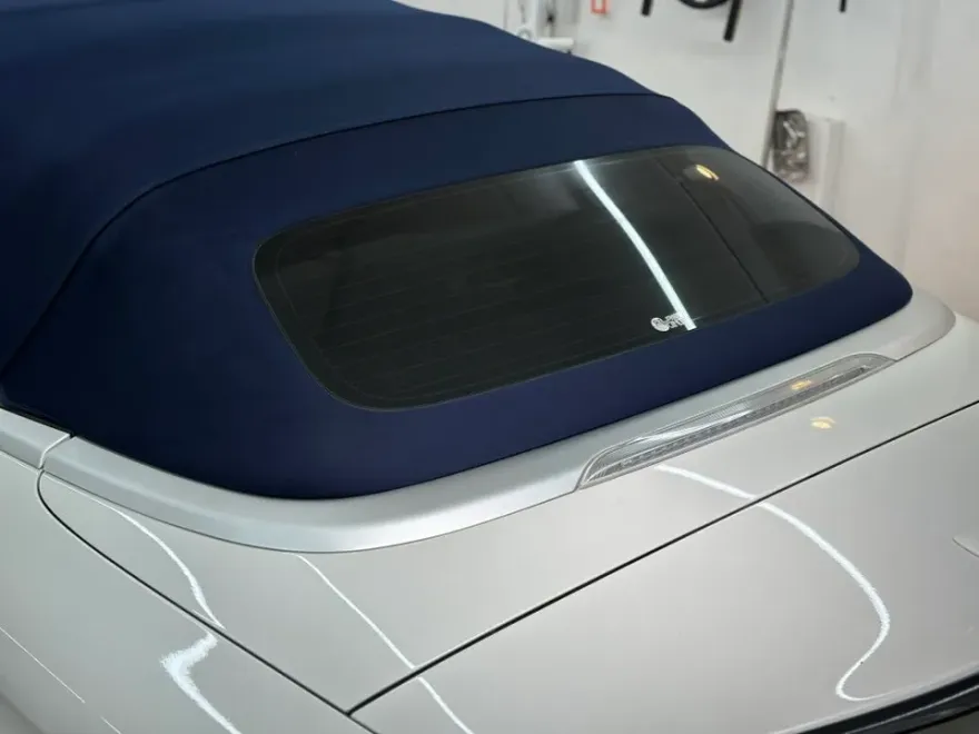 Mercedes-Benz Cクラス カブリオレのカーラッピング事例 施工写真 3-1