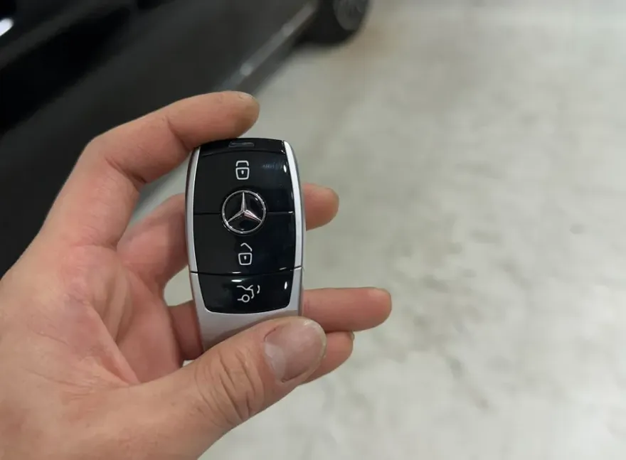 Mercedes-Benz S-Class W222 ambient lighting - Mercedes-Benz S-Class W222 Ambient Lighting Review photo 3