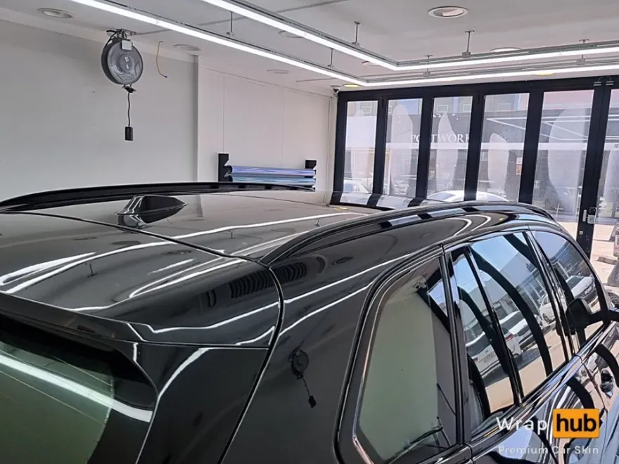 BMW X7のカーラッピング事例｜クロームをブラック化 施工写真 2-2