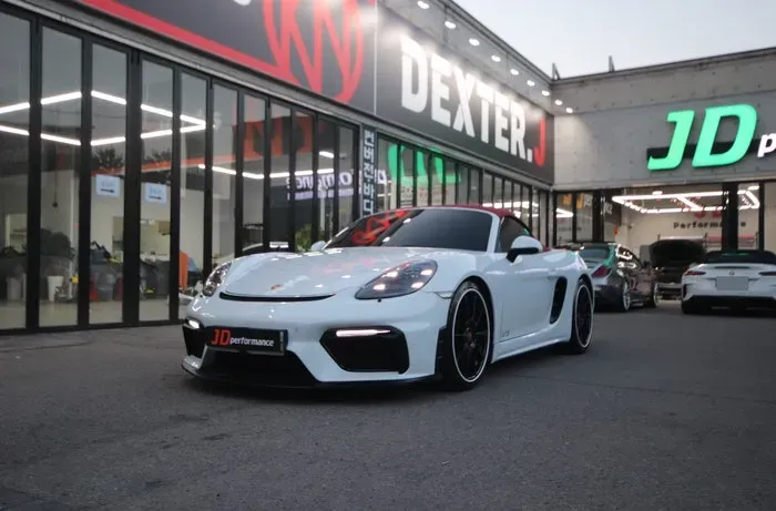 Porsche Boxster body kit - Porsche Boxster Body Kit Installation Review photo 6