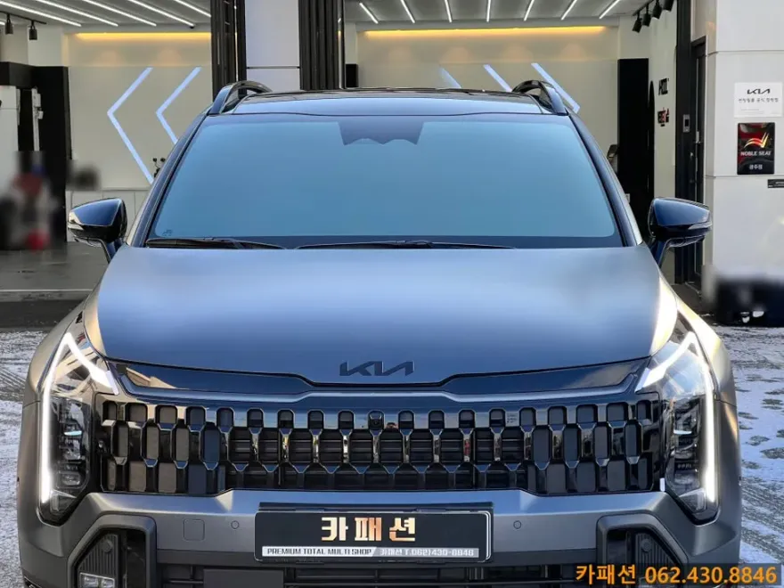 Kia Sportage NQ5のカーフィルム施工事例:ブイクールKH 施工写真 2-2