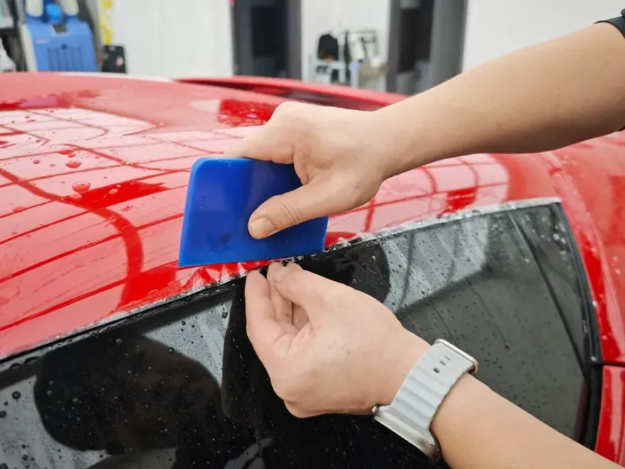 Ferrari 296 GTB PPF施工事例｜費用目安・仕上がり 施工写真 2-3