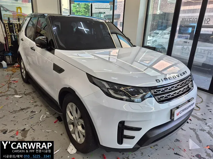 Land Rover Discoveryのカーラッピング事例｜費用目安・仕上がり 施工写真 2-3