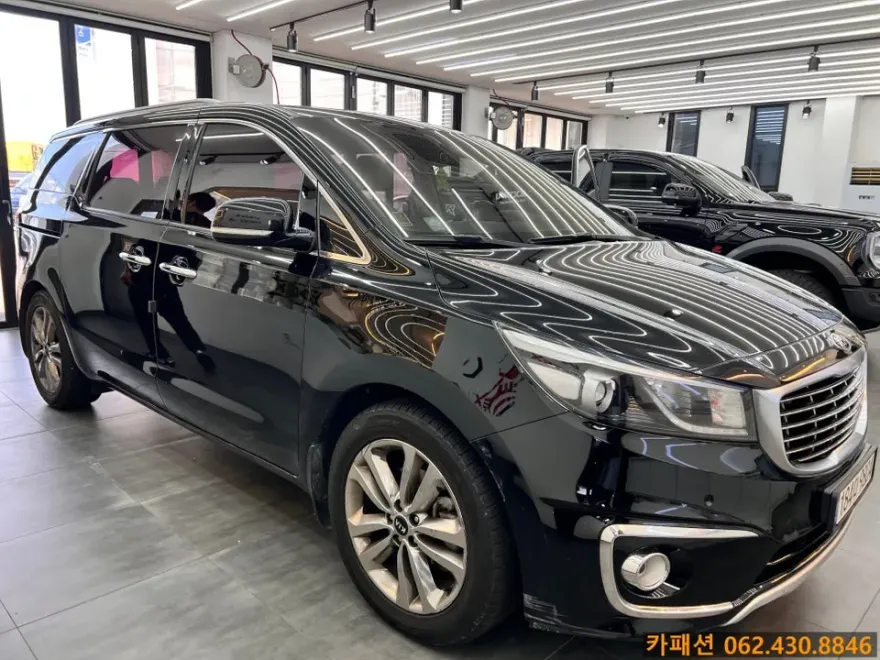 Kia Carnival oem options installation result