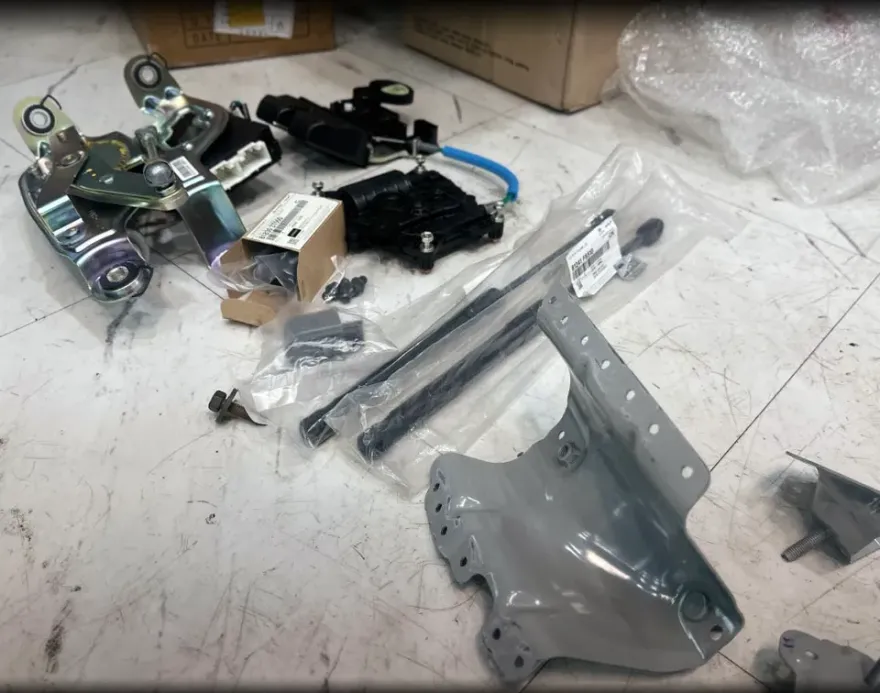 Kia K7 Premier oem options - Kia K7 Premier Power Tailgate Retrofit Review photo 4